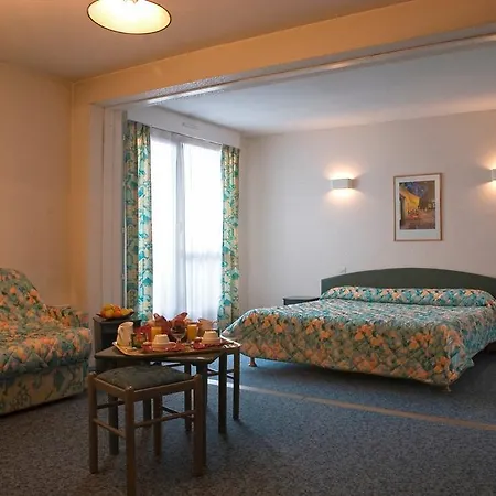 Szálloda Inter-hotel Meriadeck Alton Bordeaux