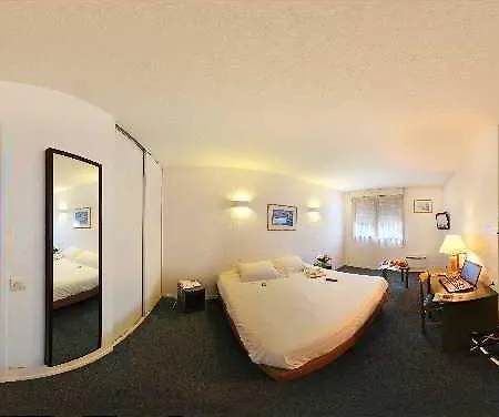 Inter-hotel Meriadeck Alton 3* Bordeaux