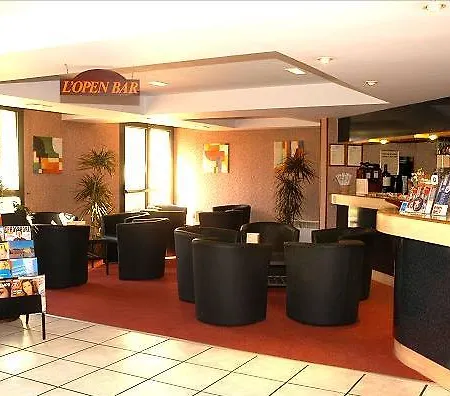 Inter-hotel Meriadeck Alton فندق